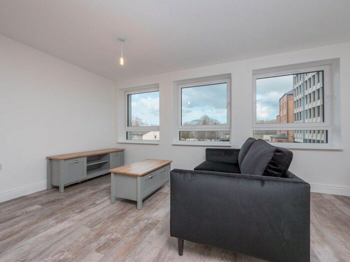 1 Bedroom Flat To Rent In Elfin Square, Gorgie EH11