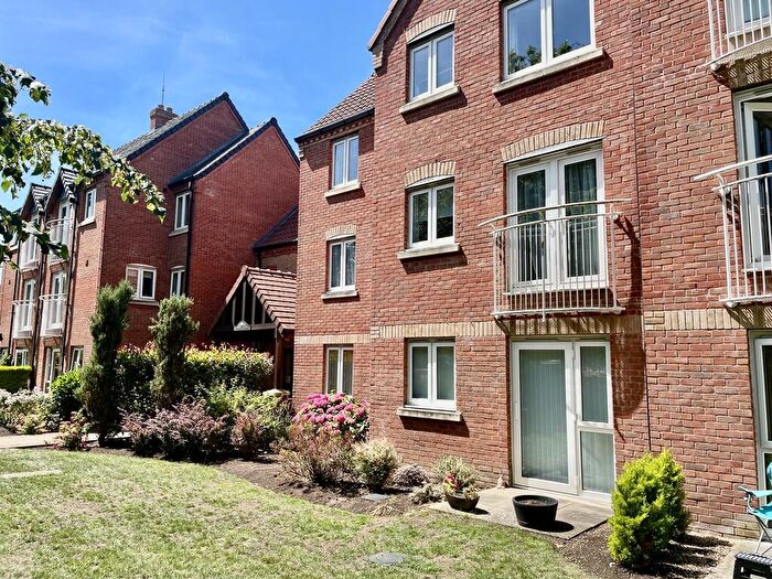 2 Bedroom Apartment For Sale In Swallows Court, Spalding, PE11