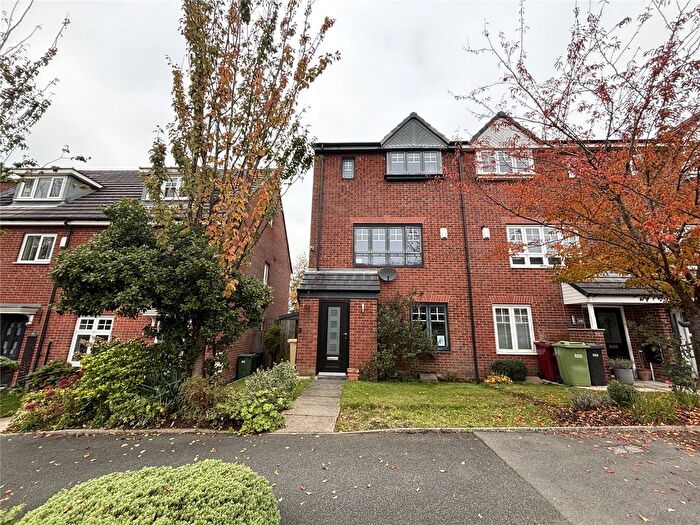 4 Bedroom Town House For Sale In Evergreen Avenue, Horwich, Bolton, Greater Manchester, BL6