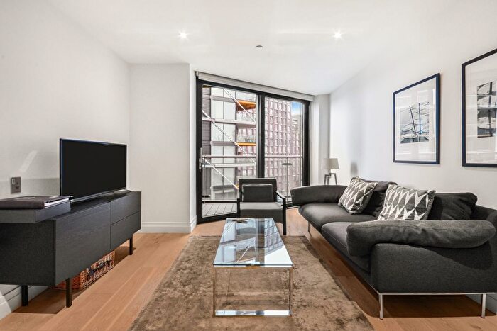 2 Bedroom Flat To Rent In Riverlight Quay, London, SW11