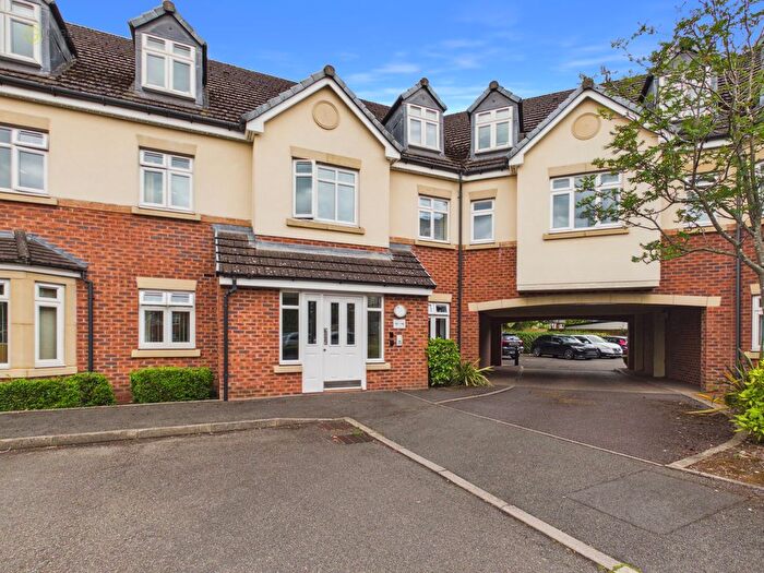 1 Bedroom Flat For Sale In Hailwood Drive, Great Barr, Birmingham, B43