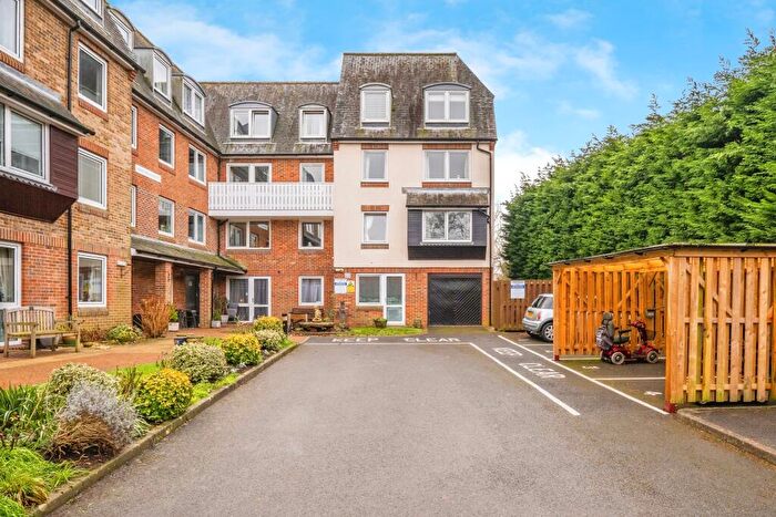 1 Bedroom Flat For Sale In Mill Bay Lane, Horsham, West Sussex, RH12