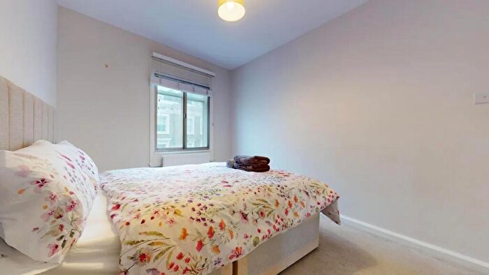 2 Bedroom Flat To Rent In Ifield Road, London, SW10