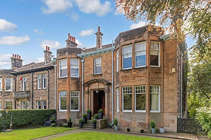 4 Bedroom Flat For Sale In A Cleveden Drive, Kelvinside, G12