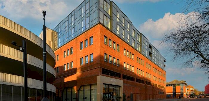 2 Bedroom Flat To Rent In Pembroke Broadway, Camberley, GU15