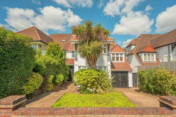 5 Bedroom Semi-Detached House To Rent In Armitage Road, Golders Green, London, NW11