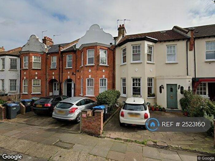 3 Bedroom Flat To Rent In Palmerston Road, London, N22