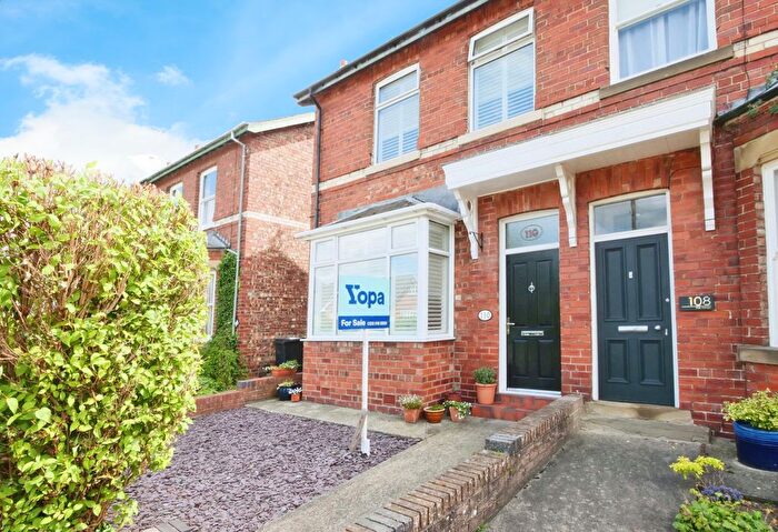 3 Bedroom Terraced House For Sale In The Village, York, YO32