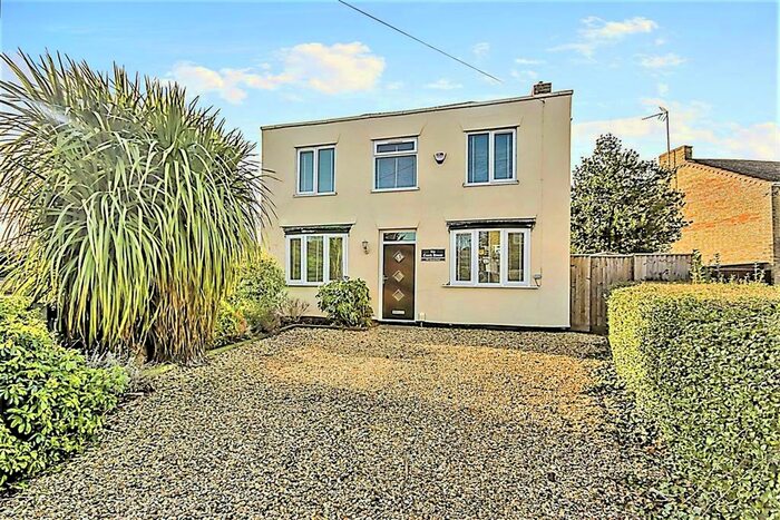 3 Bedroom Detached House To Rent In Norwich Road, Wisbech, PE13