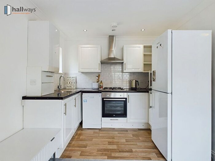 1 Bedroom Flat For Sale In Reddown Road, Coulsdon, CR5