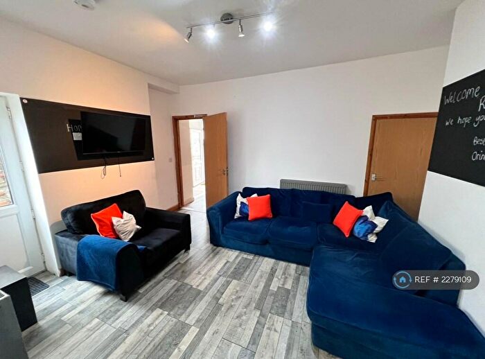 6 Bedroom Terraced House To Rent In Wyeverne Road, Cardiff, CF24