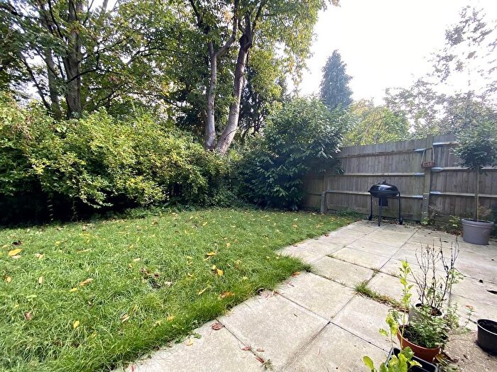 2 Bedroom Maisonette To Rent In Croxted Road, Dulwich, London, SE21