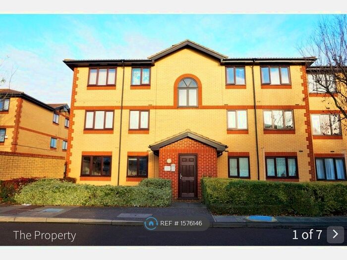 1 Bedroom Flat To Rent In Sidmouth Court, Dartford, DA1