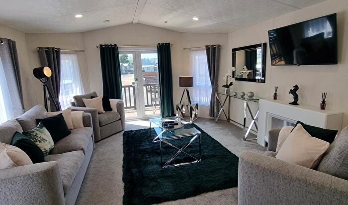 2 Bedroom Lodge For Sale In The Ceredigion, Woodlands Lodge Retreat, Gilfachrheda, New Quay, Ceredigion, SA45