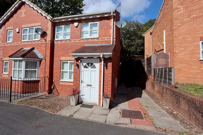 2 Bedroom Semi-Detached House To Rent In Melton Road, Manchester, M8