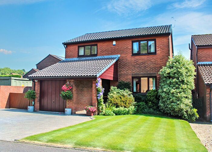 4 Bedroom Detached House For Sale In Dickies Wells, Alva, FK12