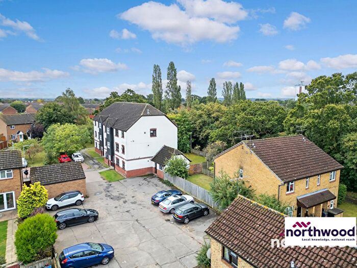 1 Bedroom Flat To Rent In Bounderby Grove, Chelmsford, CM1