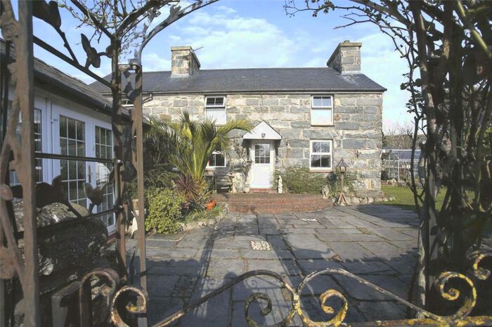 3 Bedroom Detached House For Sale In Dyffryn Ardudwy, Gwynedd, LL44