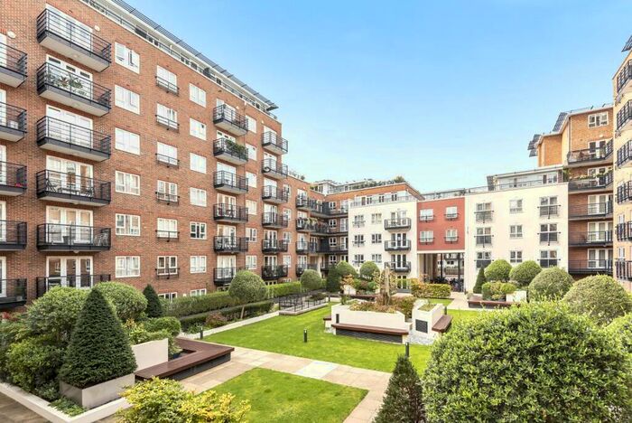 1 Bedroom Apartment To Rent In Bramber House, Royal Quarter, Seven Kings Way, KT2