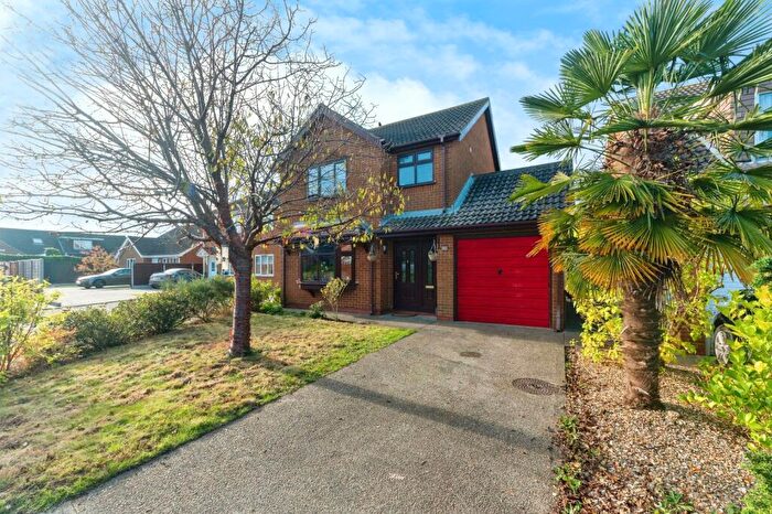 3 Bedroom Detached House For Sale In Cyrano Way, Grimsby, Lincolnshire, DN37