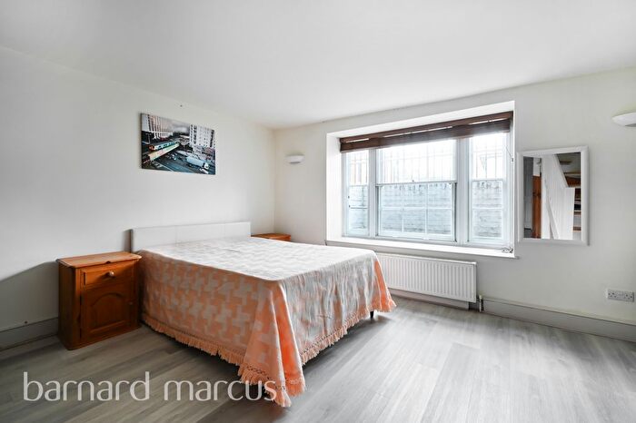 1 Bedroom Flat To Rent In West Hill, London, SW18