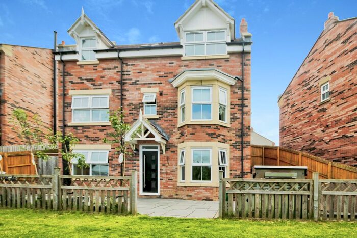7 Bedroom Detached House For Sale In Whitton View, Rothbury, Morpeth, NE65