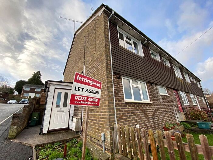 2 Bedroom Flat To Rent In Hill Ground, Frome, Somerset, BA11