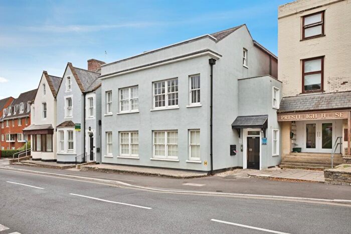 2 Bedroom Flat For Sale In Hendford, Hendford, Yeovil, BA20