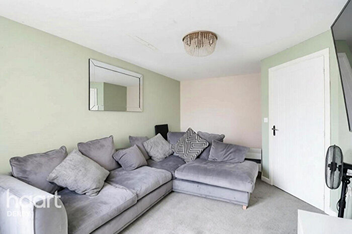 3 Bedroom Semi Detached House For Sale In Featherstone Road, Boulton Moor, DE24