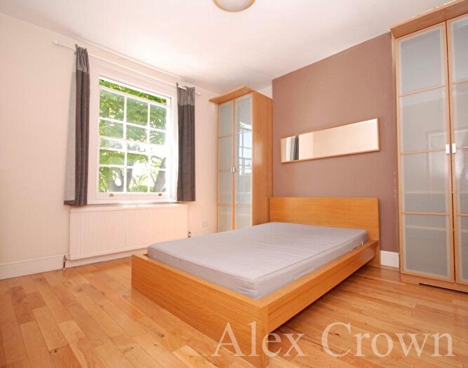 3 Bedroom Flat To Rent In Hemingford Road, Angel, N1