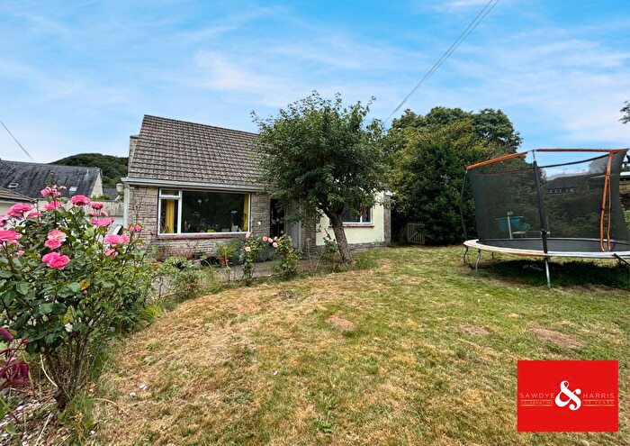 2 Bedroom Detached Bungalow For Sale In Buckfastleigh, Devon, TQ11