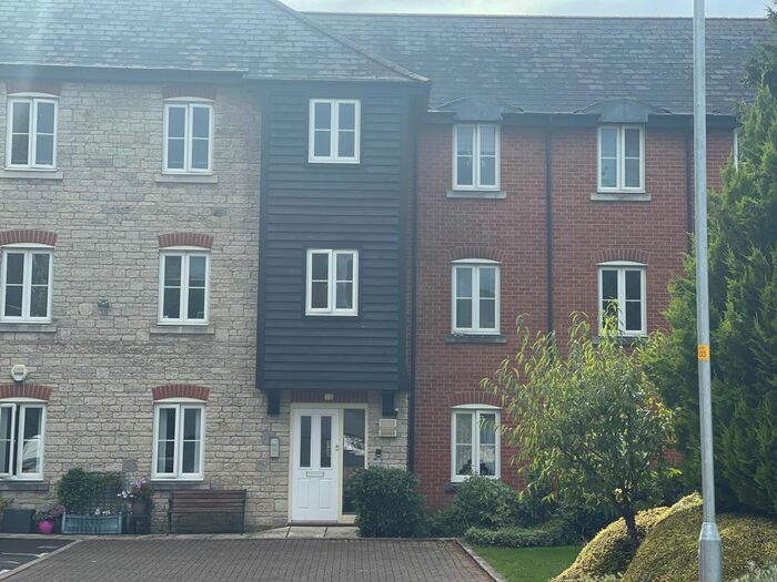 2 Bedroom Property To Rent In Ely Court, Wroughton, Swindon SN4