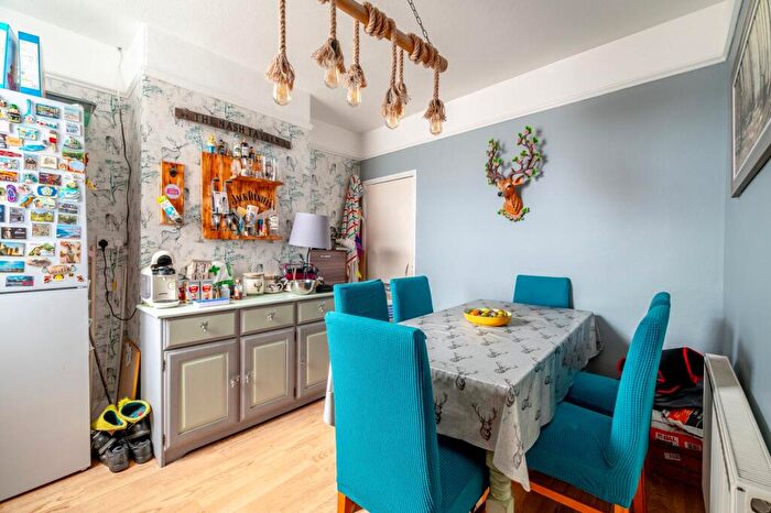 3 Bedroom Terraced House For Sale In Carlton Road, Lowestoft, NR33