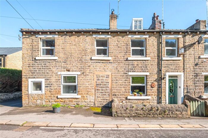 2 Bedroom End Of Terrace House For Sale In Armitage Road, Armitage Bridge, Huddersfield, HD4