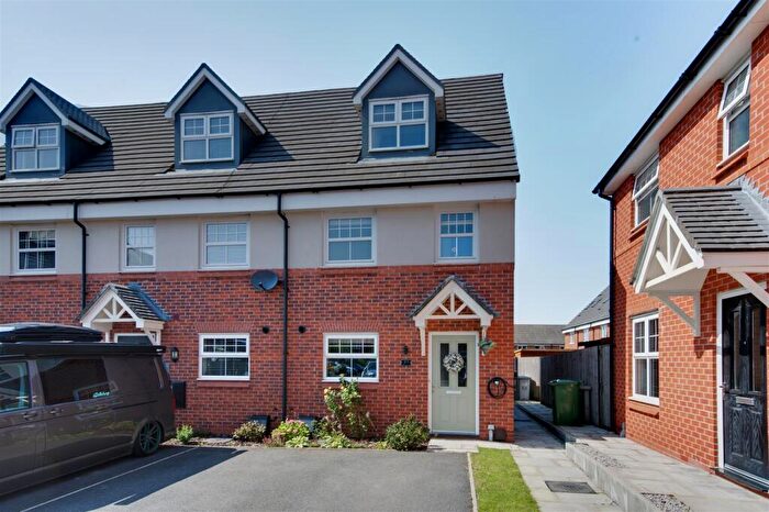 3 Bedroom Town House For Sale In Lee Place, Moston, CW11