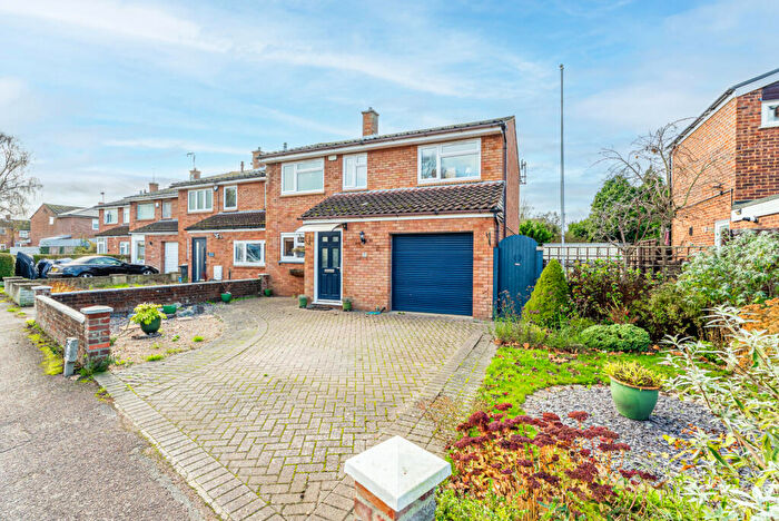 3 Bedroom Semi-Detached House For Sale In Hall Gardens, Colney Heath, St. Albans, Hertfordshire, AL4