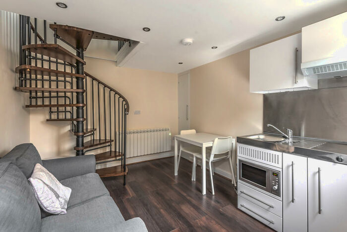 1 Bedroom Cottage To Rent In Botley Road, Oxford, OX2