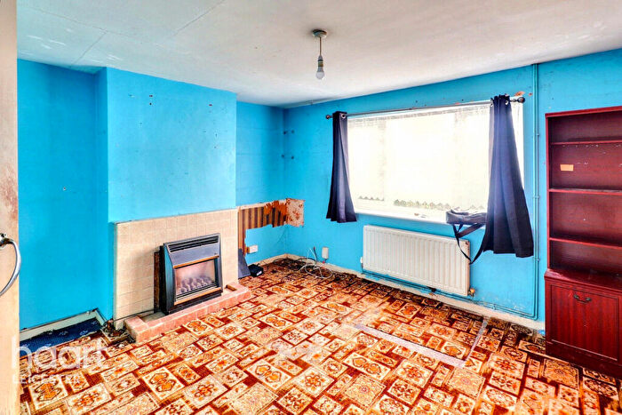 3 Bedroom Terraced House For Sale In Hollow Road, Leicester, LE7