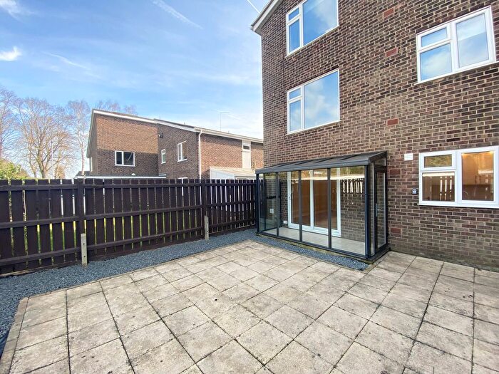 1 Bedroom Flat To Rent In Bradwell Road, Peterborough, PE3