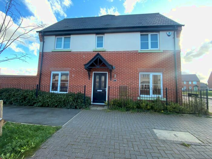 3 Bedroom Detached House To Rent In Tutbury Avenue, Derby, Ux, DE23