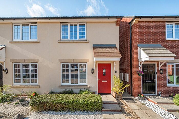 2 Bedroom Semi-Detached House For Sale In Thomas Higgs Lane, Faringdon, Oxfordshire, SN7