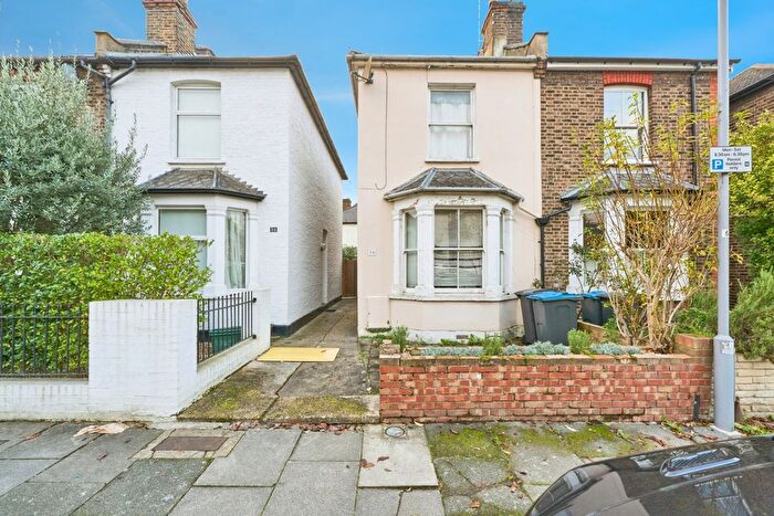 2 Bedroom Detached House For Sale In Portman Road, Kingston Upon Thames, KT1