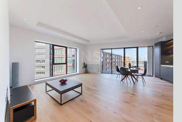 2 Bedroom Apartment For Sale In Grantham House, London City Island, E14