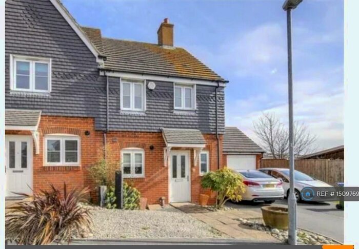 3 Bedroom Terraced House To Rent In Coxwell Close, Seaford, BN25