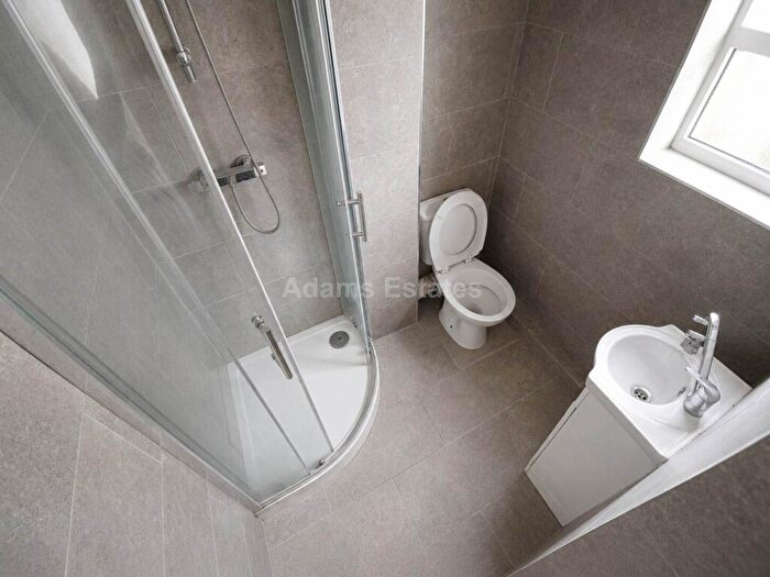 5 Bedroom Terraced House To Rent In Pell Street, Reading, RG1
