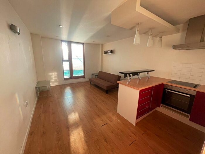 1 Bedroom Flat To Rent In Fulcrum, Furnival Street, Sheffield, Yorkshire, S1