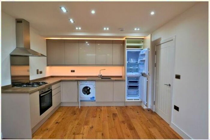 1 Bedroom Flat To Rent In High Street, Ruislip HA4