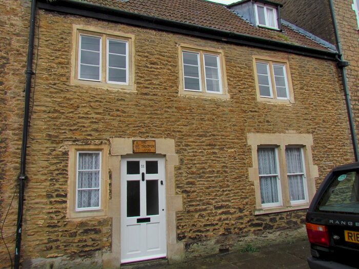 3 Bedroom Terraced House To Rent In Trinity Street, Frome, BA11