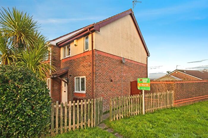 2 Bedroom Semi-Detached House For Sale In Banc-Yr-Allt, Bridgend, CF31