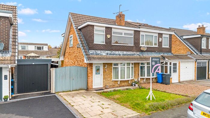 3 Bedroom Semi-detached House For Sale In Maliston Road, Great Sankey, WA5